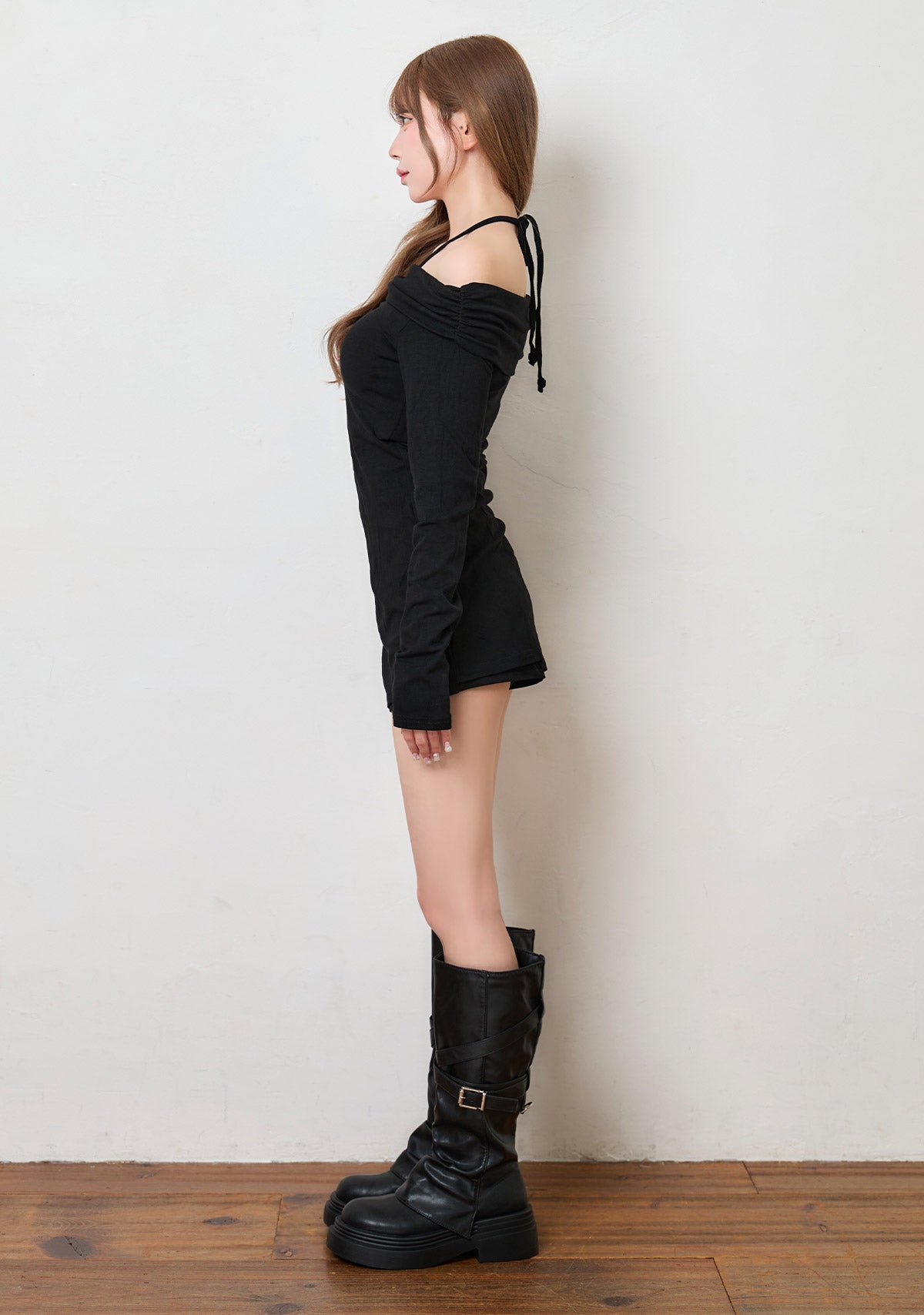 ギャザーオフショルダートップス×ショートパンツセット